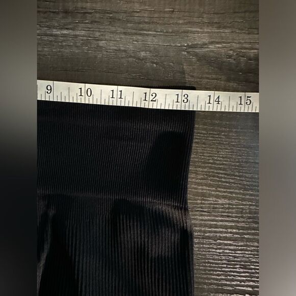 OQQ Women’s Ribbed Seamless Shorts‎ Size L - Picture 4 of 6